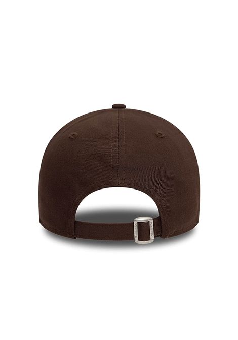 New Era 9FORTY NY Yankees League Essential Cap Brown White Unisex NEW ERA | Caps | 60471458-